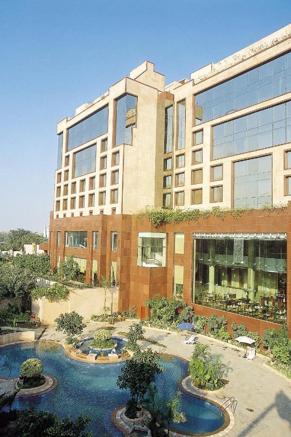 Sheraton New Delhi Hotel Exterior foto